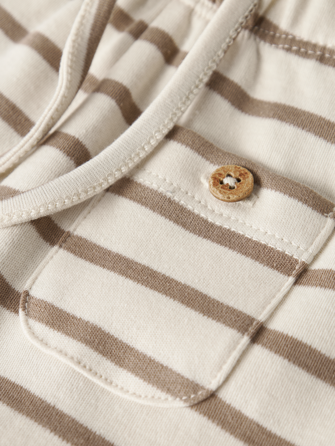 model_shot-front_full